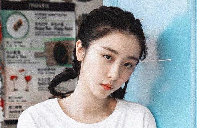 明星用微博小号作为宣泄口怼天怼地怼网友一不留神上了热搜